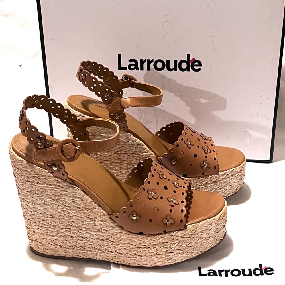 Larroudé Jasmine Flower Espadrille Wedge Platform Sandals Size 10 Biscuit